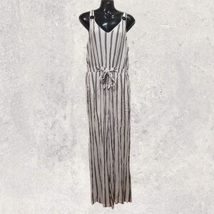 ARDENE - White with Navy Blue Pinstripe Jumpsuit